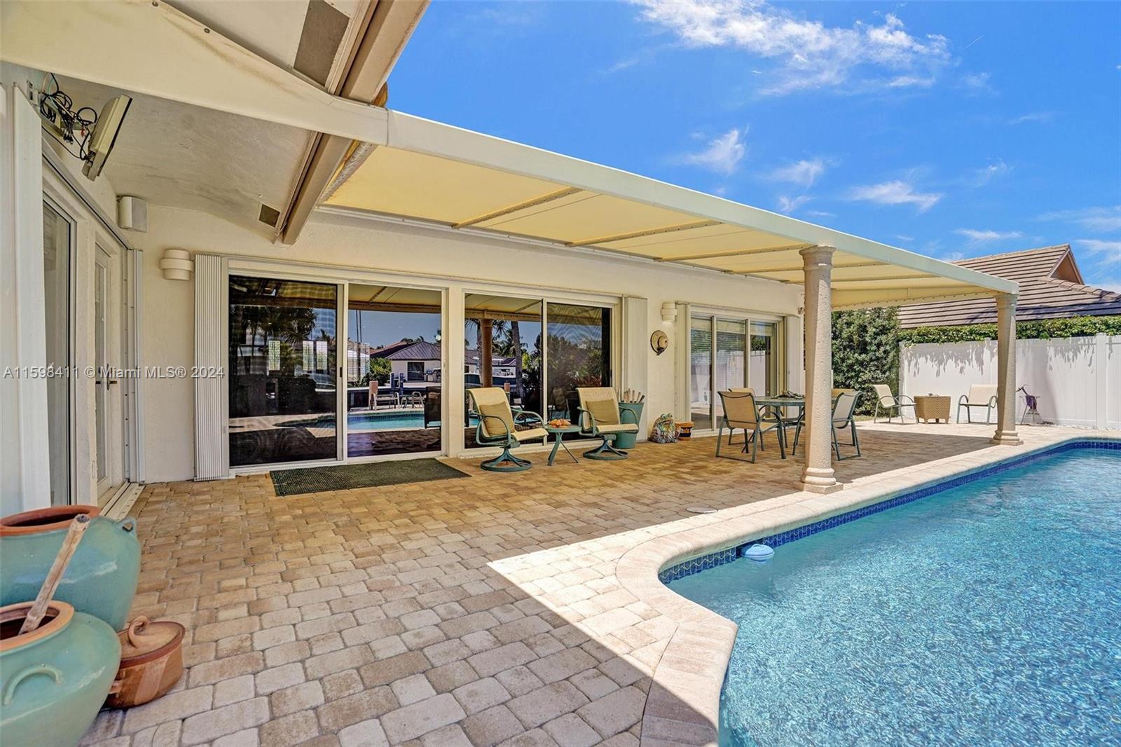 CORAL RIDGE COUNTRY CLUB - Residential