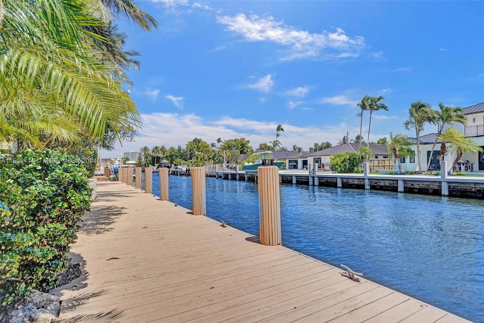 CORAL RIDGE COUNTRY CLUB - Residential