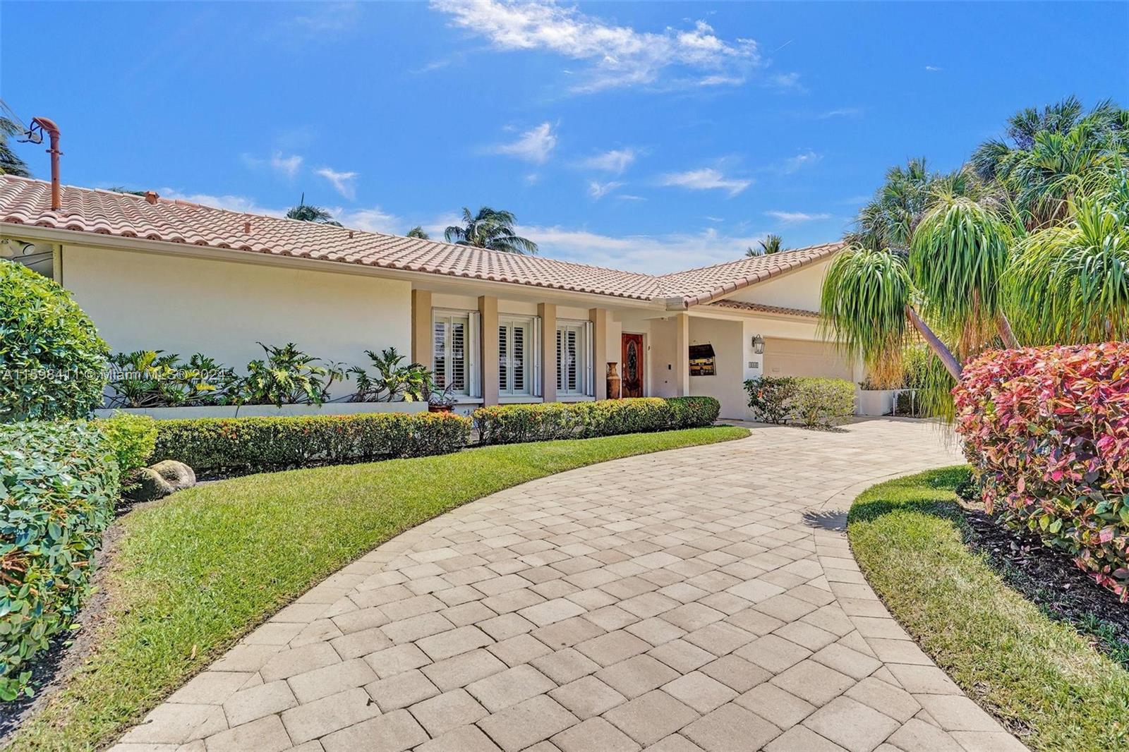 CORAL RIDGE COUNTRY CLUB - Residential