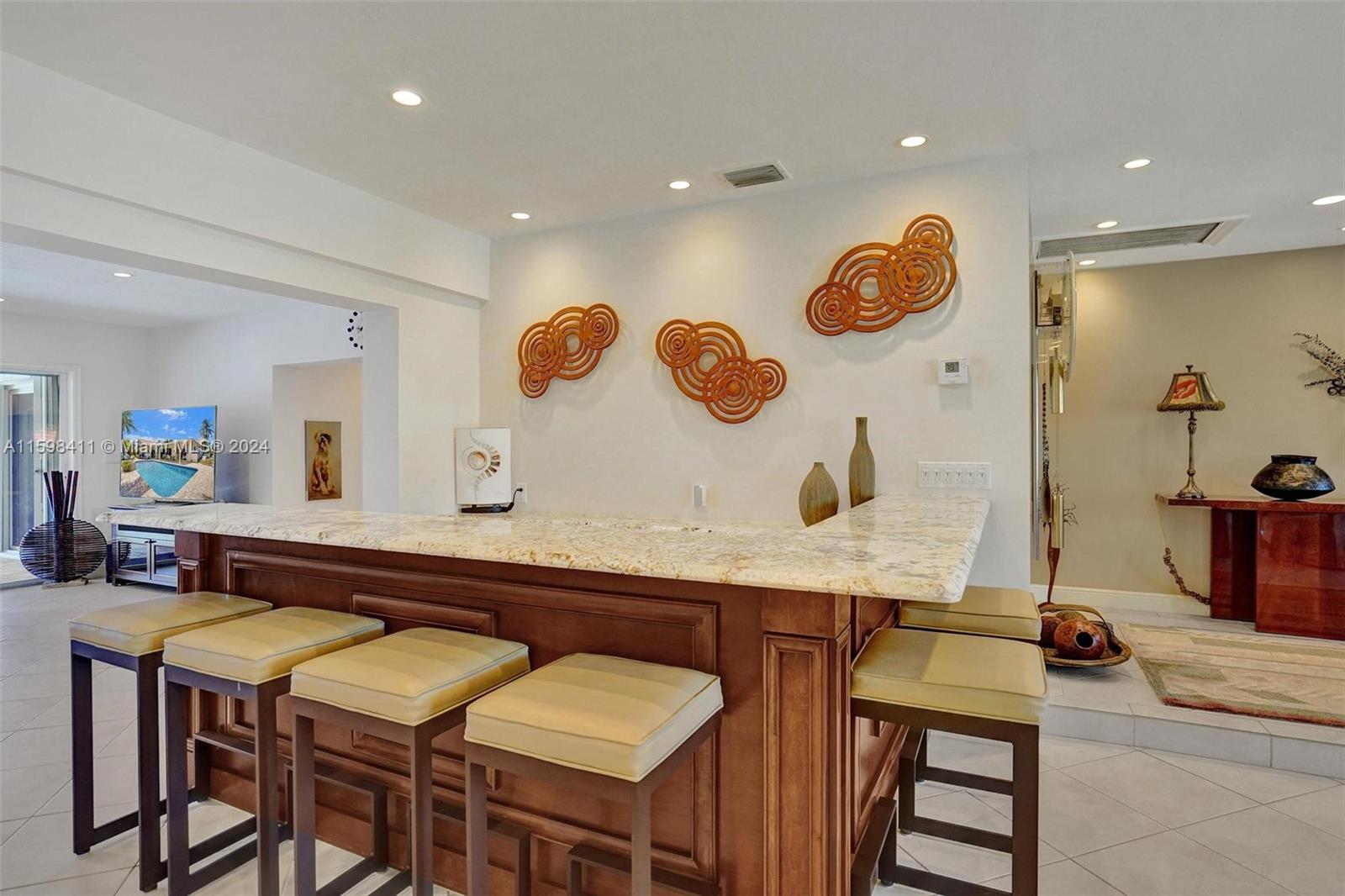 CORAL RIDGE COUNTRY CLUB - Residential