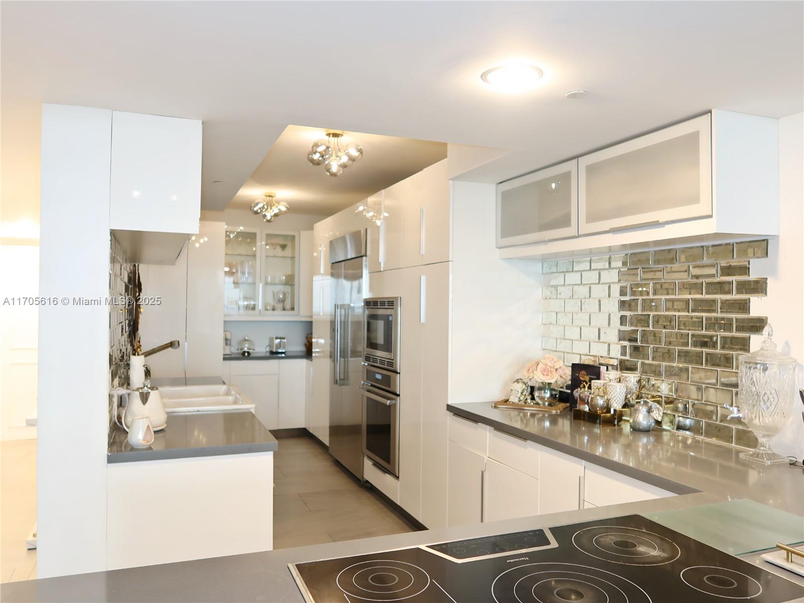1800 S Ocean Dr 2208