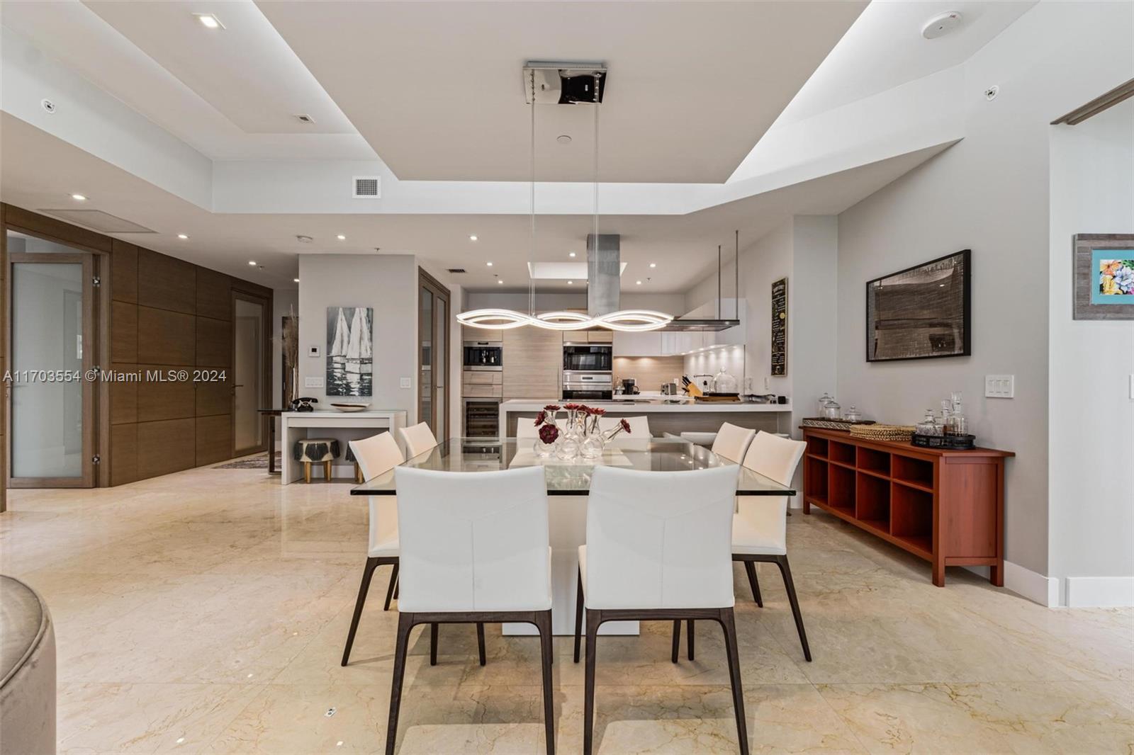 MARINA PALMS RESIDENCES N - Residential