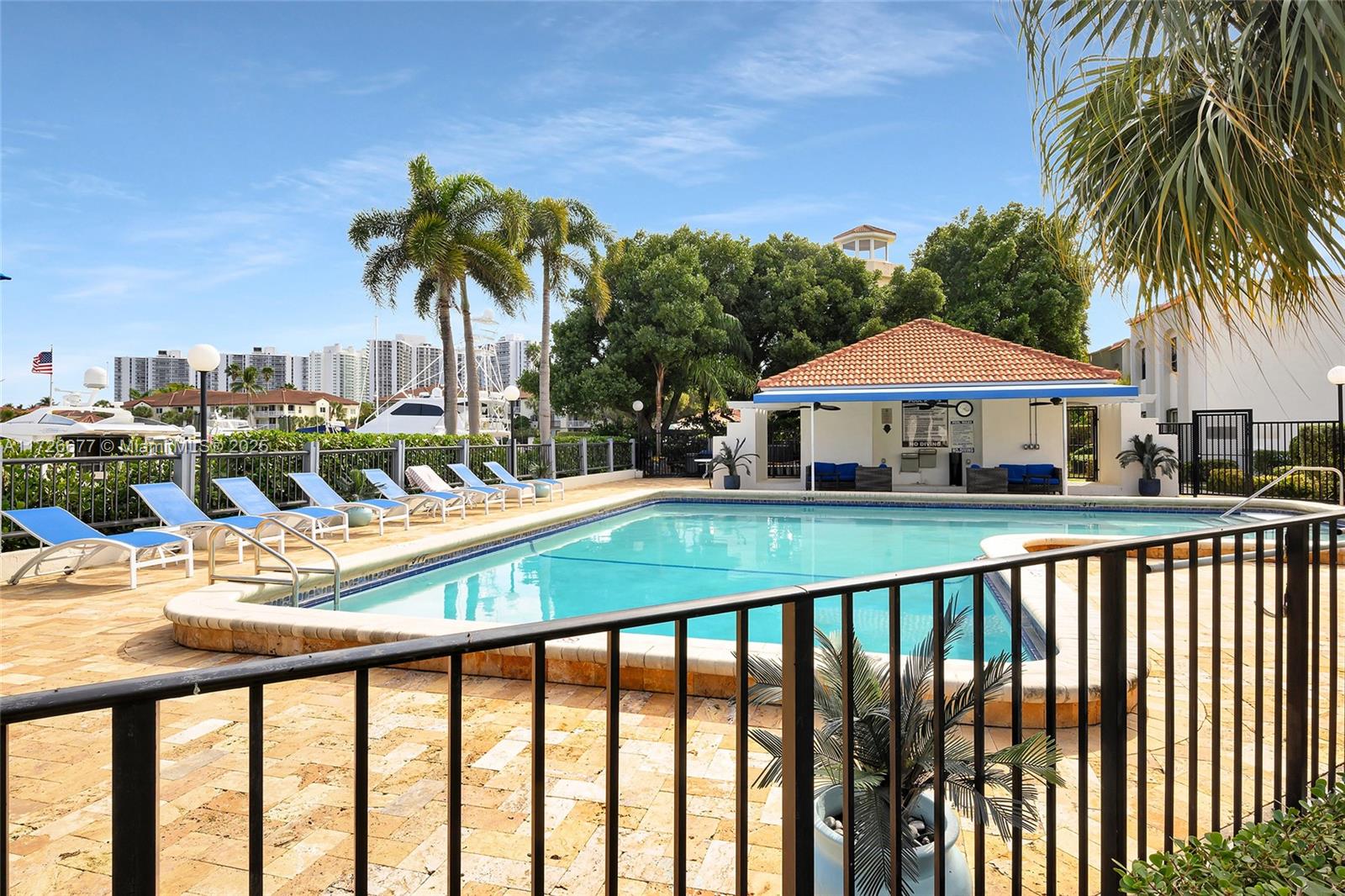 MARINER VILLAGE GARDEN CON - Residential