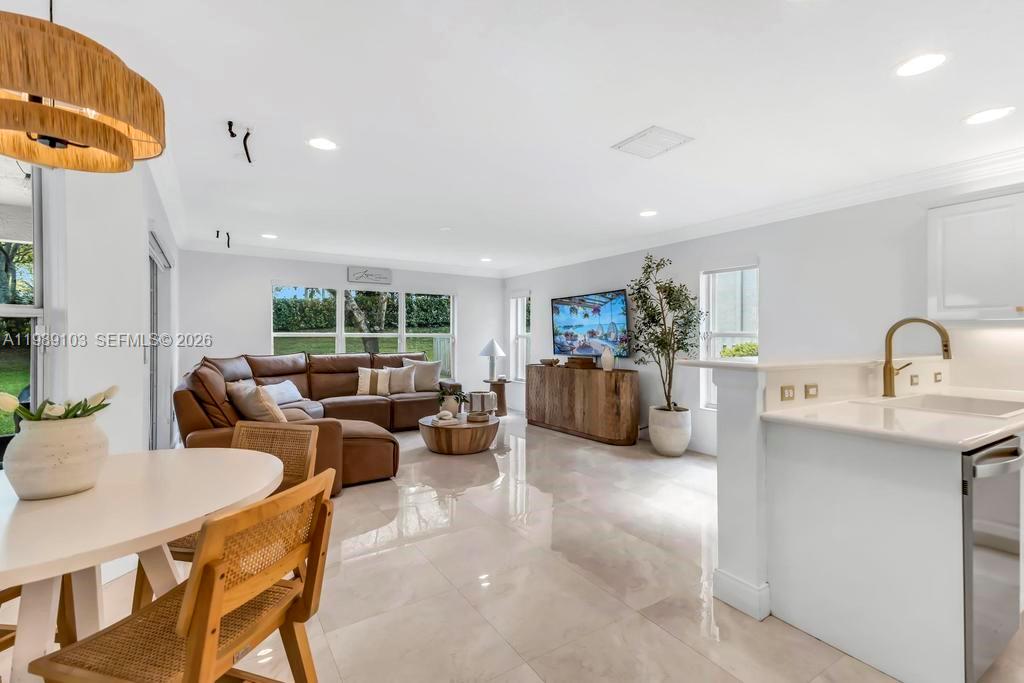 Silver Isles - Residential