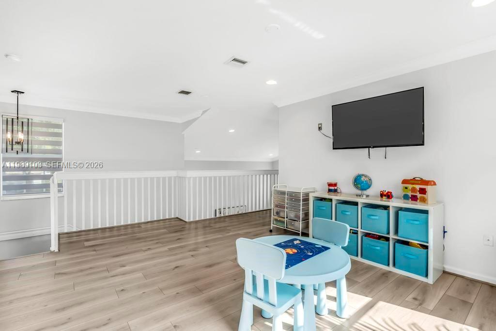 Silver Isles - Residential