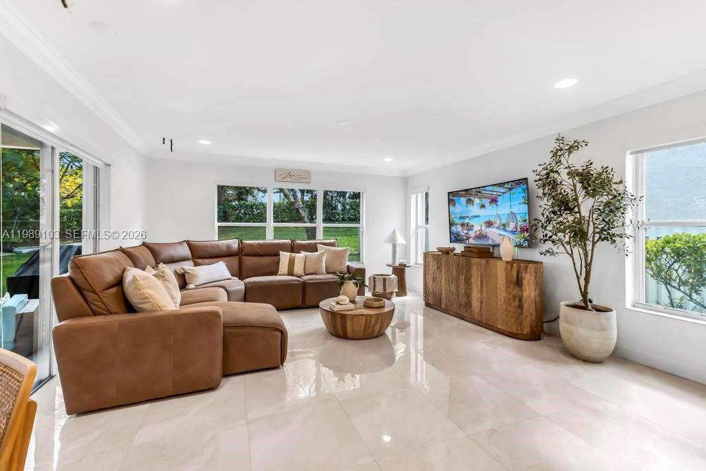 Silver Isles - Residential