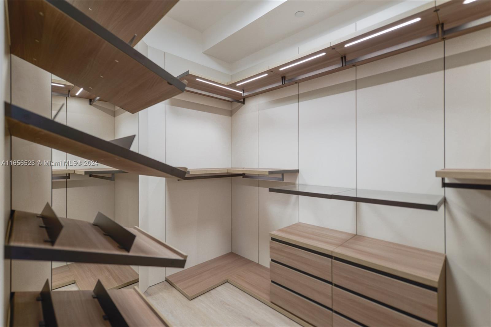 TURNBERRY OCEAN COLONY NO - Residential