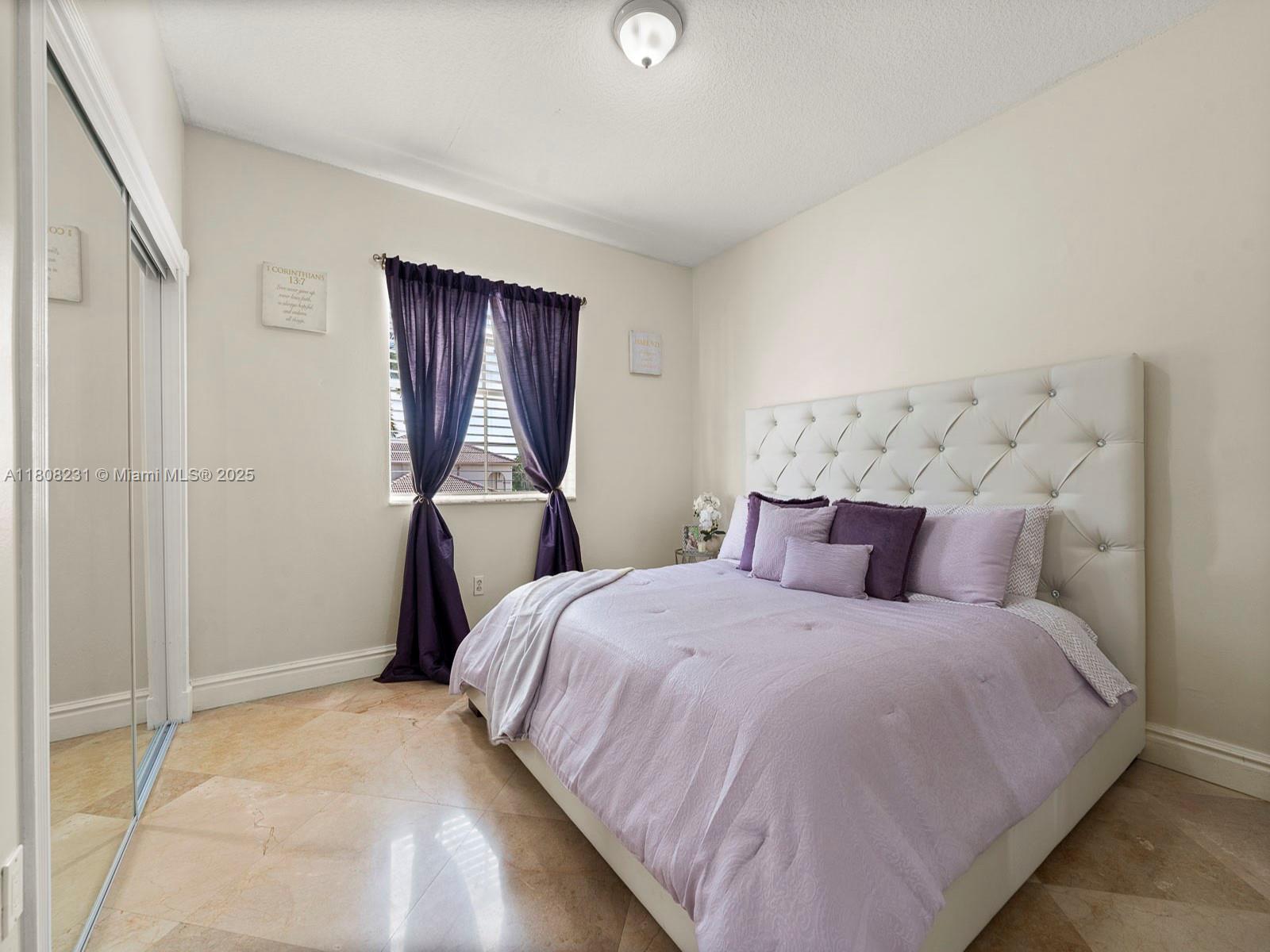 HAMMOCKS SHORES 2ND ADDN - Residential