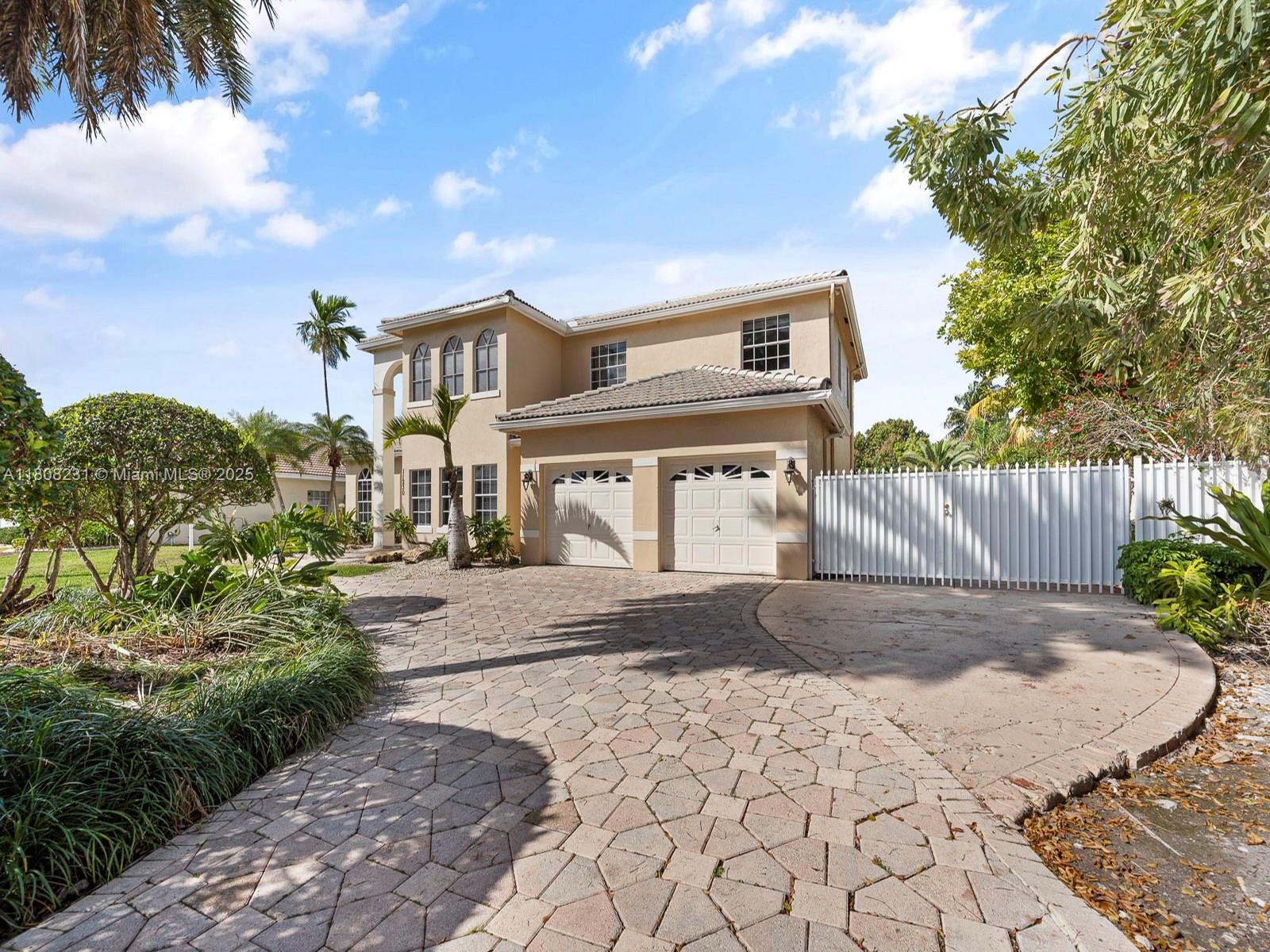 HAMMOCKS SHORES 2ND ADDN - Residential