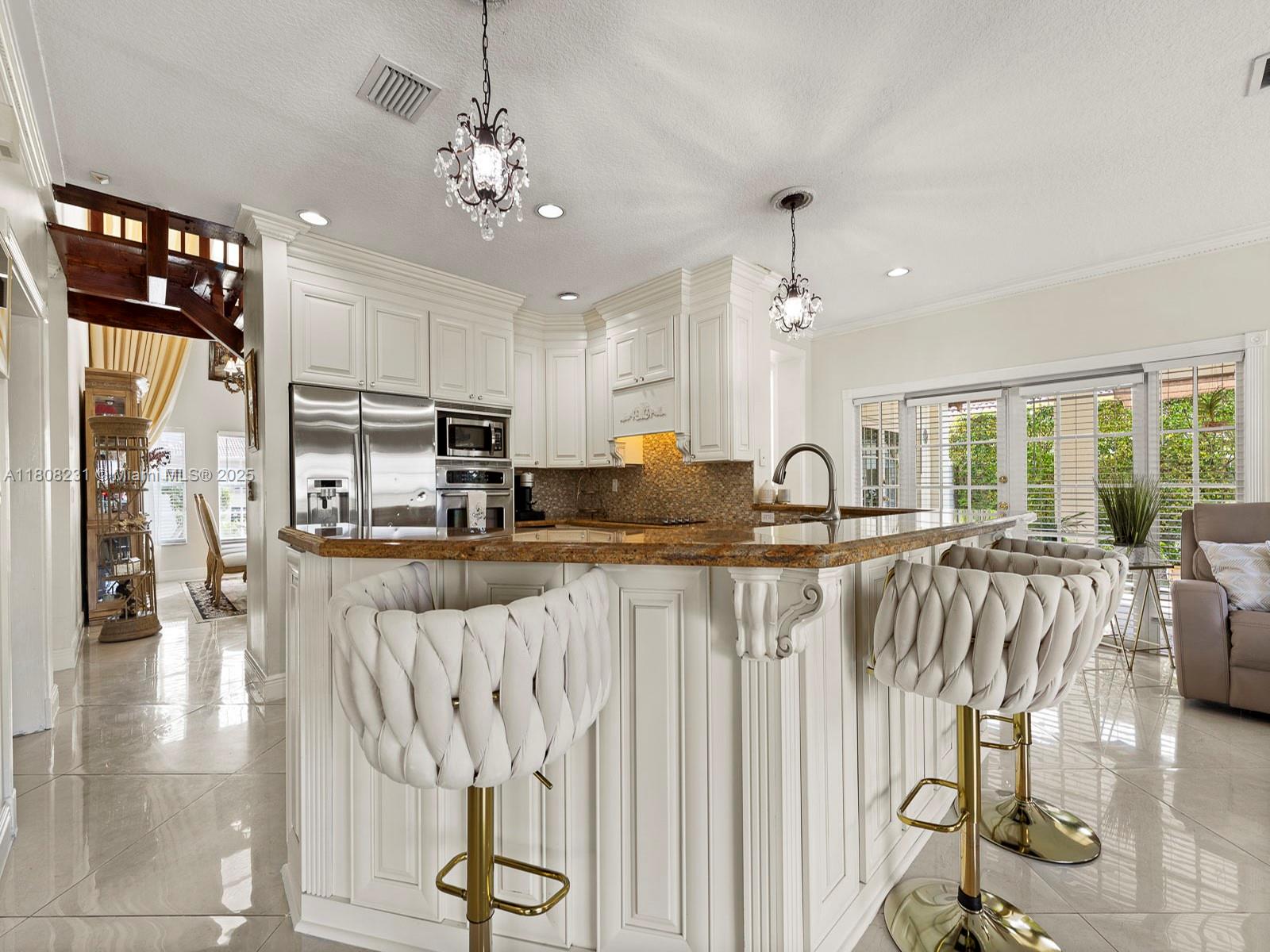 HAMMOCKS SHORES 2ND ADDN - Residential