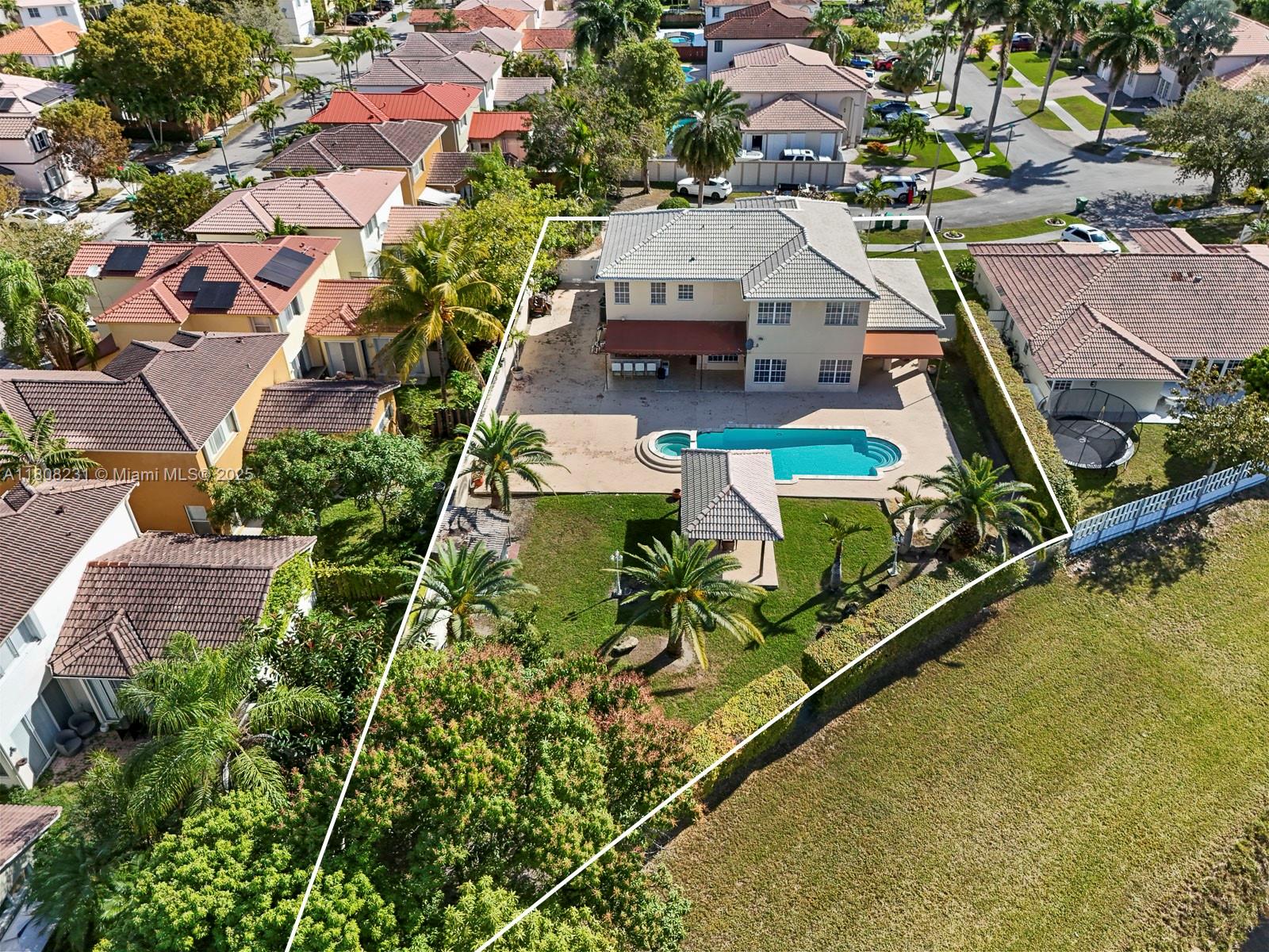 HAMMOCKS SHORES 2ND ADDN - Residential