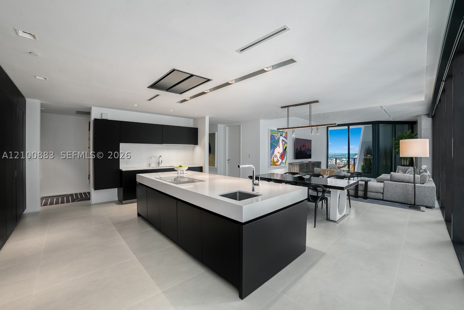 1000 Biscayne Blvd 3302