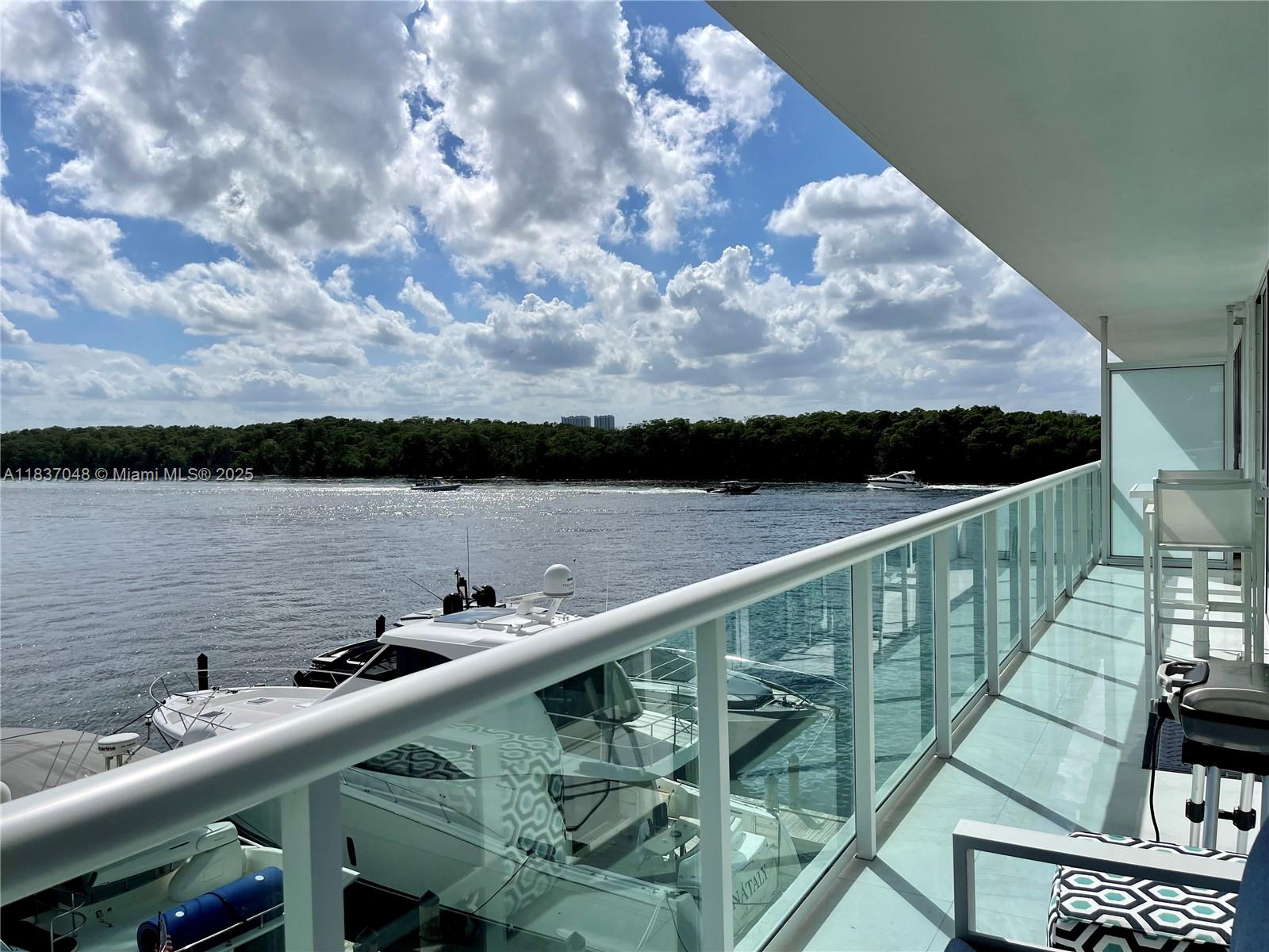 400 Sunny Isles Blvd 305