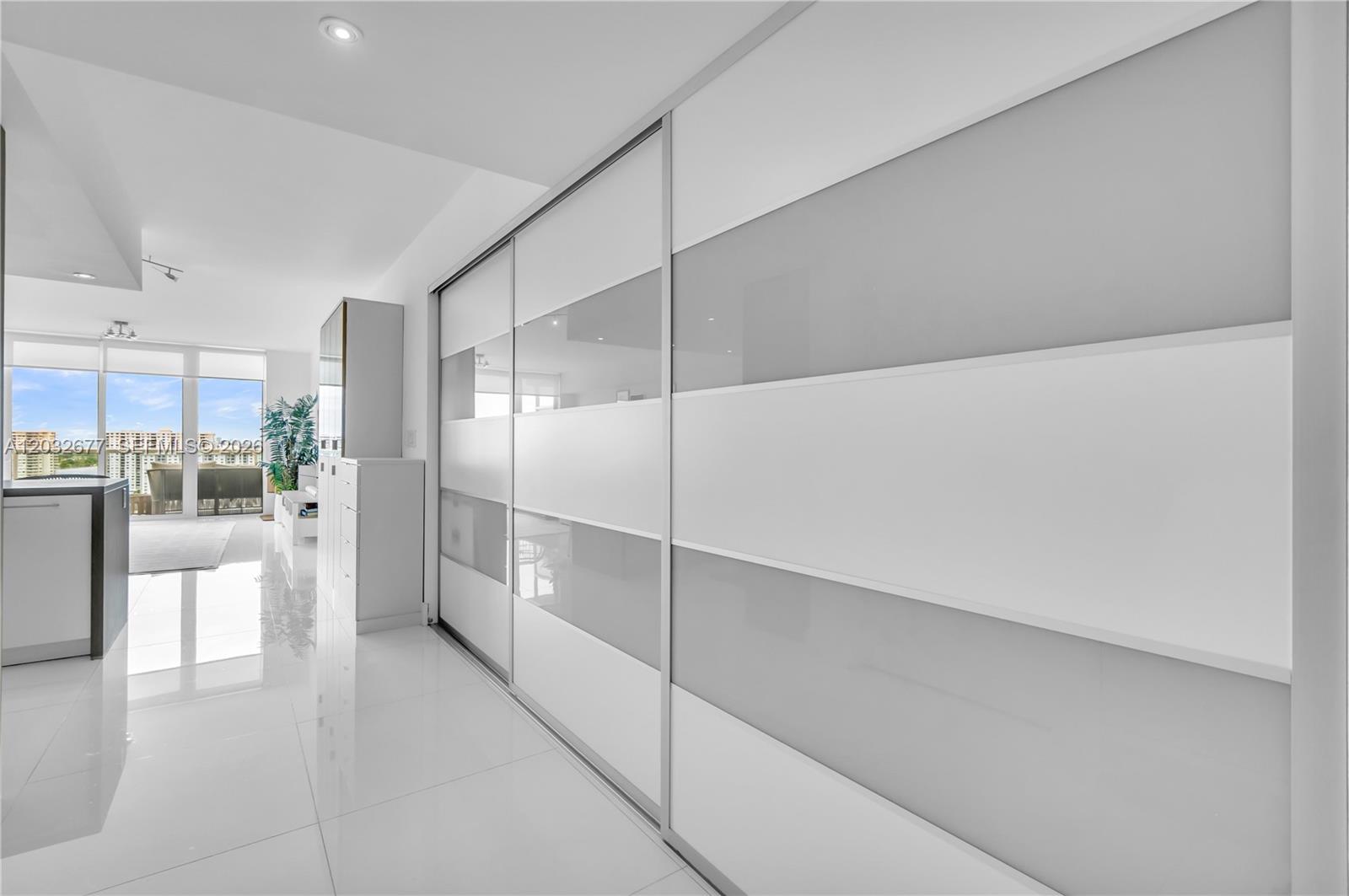 400 Sunny Isles Blvd 1917