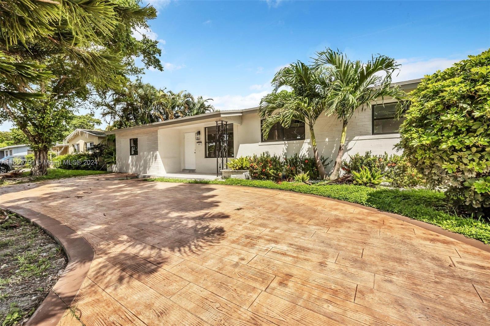 Property for Sale at 685 Ne 172nd St, Miami, Broward County, Florida - Bedrooms: 4 
Bathrooms: 3  - $825,000