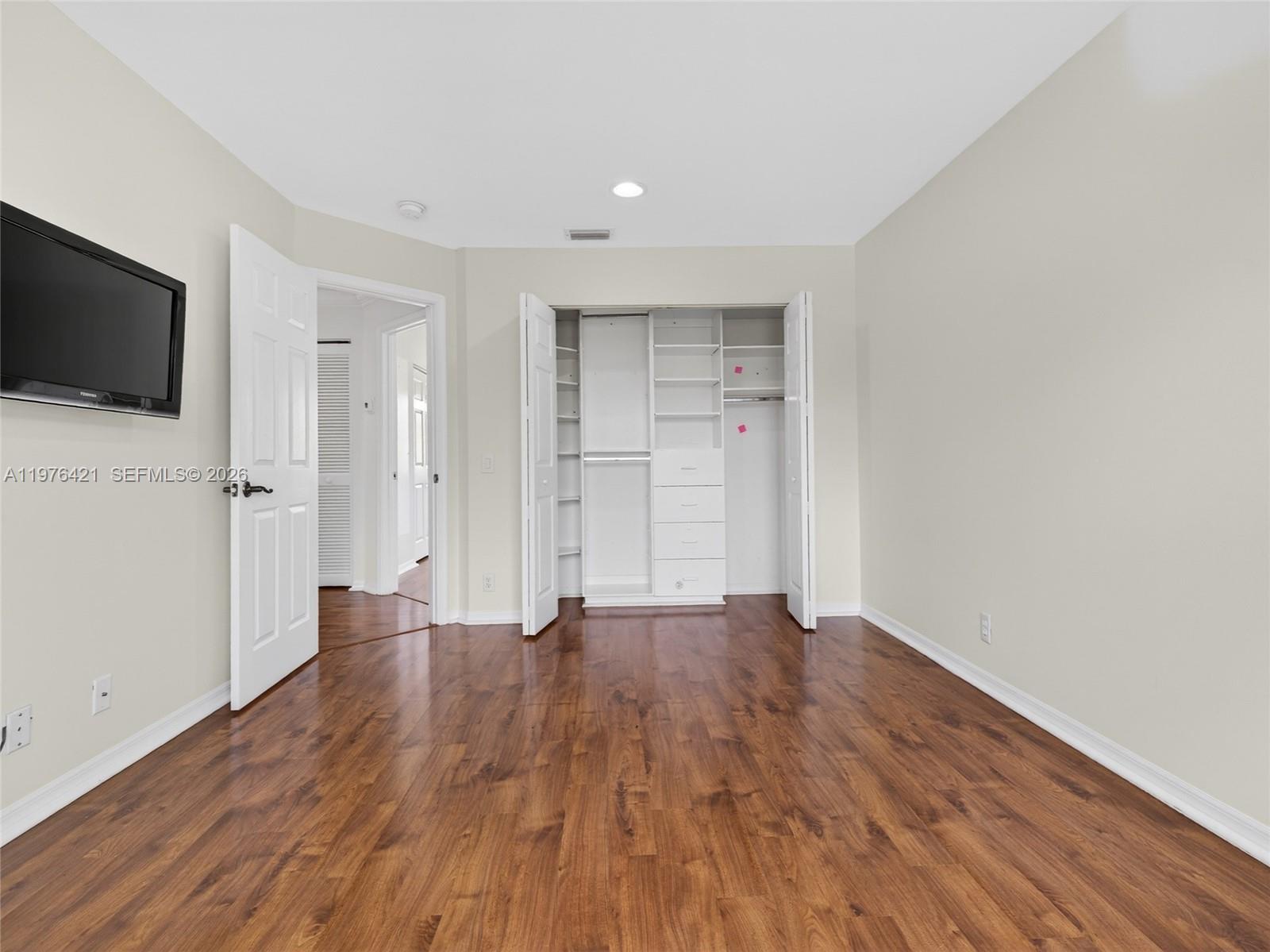SECTOR 3 - PARCELS H I J - Residential Lease