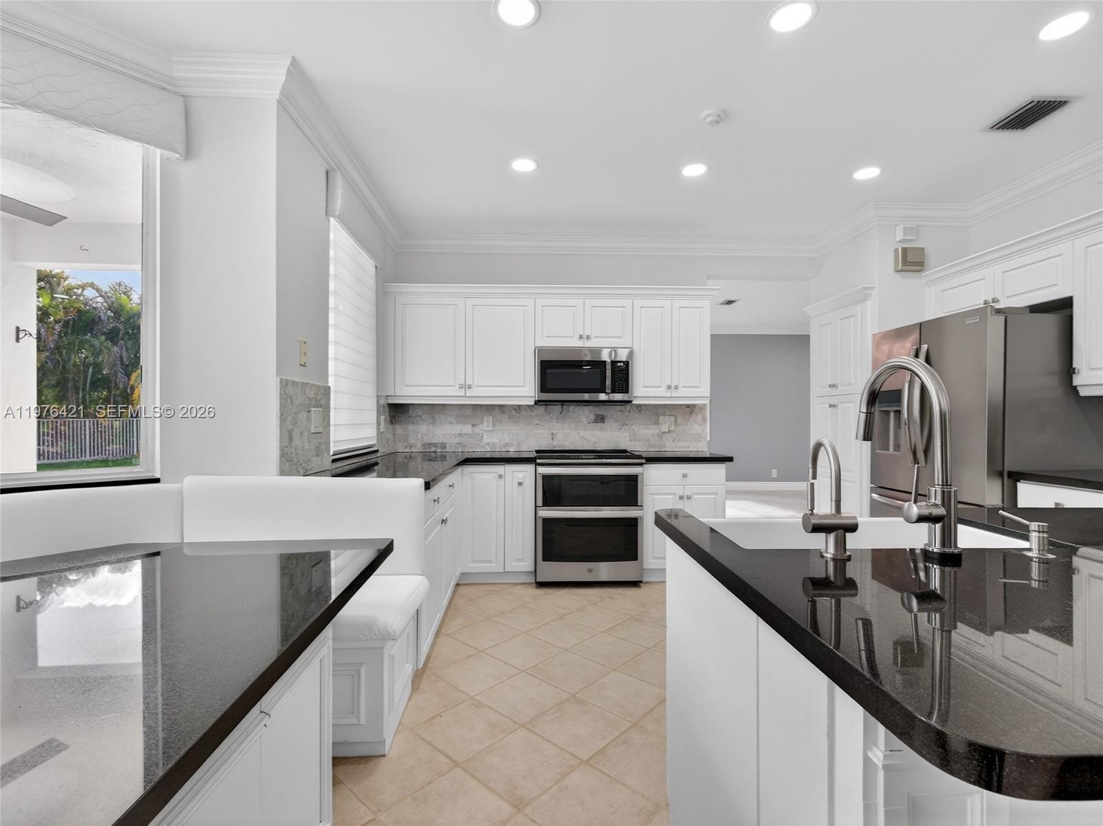 SECTOR 3 - PARCELS H I J - Residential Lease