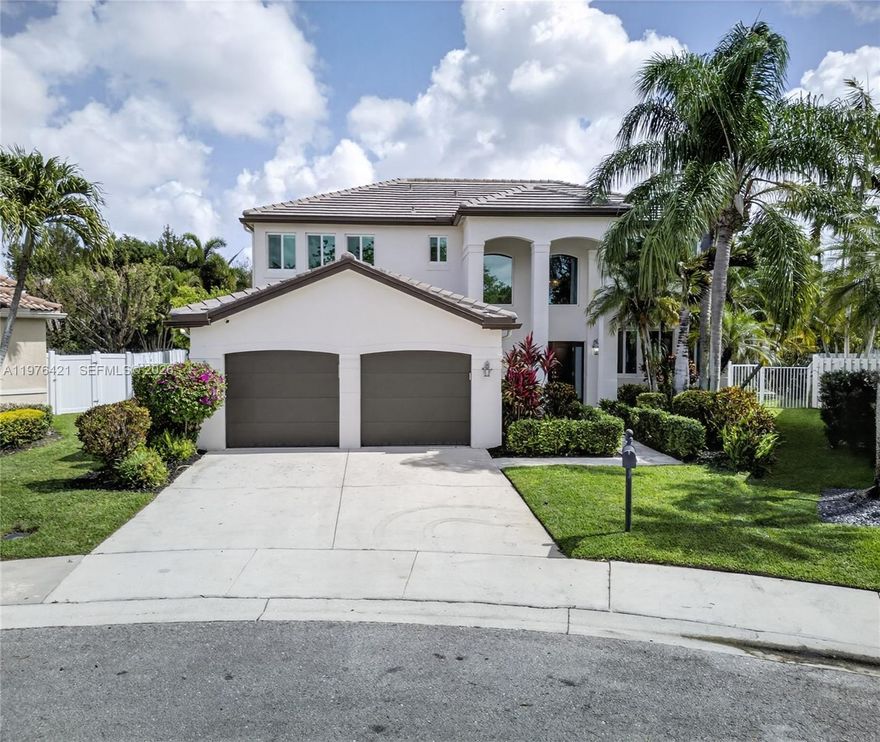 Beautifully updated 5-bedroom, 3-bath, two-story pool home in the desirable Meadows community. This property features a remodeled gourmet kitchen with granite countertops, custom wood cabinetry, and stainless steel appliances. The home offers generous living areas and remodeled bathrooms with modern finishes throughout. Enjoy an expansive patio ideal for outdoor living. Additional upgrades include hurricane-impact windows and  electric car charger. A perfect blend of comfort, style, and modern convenience in one of Weston’s most sought-after​​‌​​​​‌​‌​​​‌‌​​​‌‌‌​​‌​​‌‌​​​​ neighborhoods.