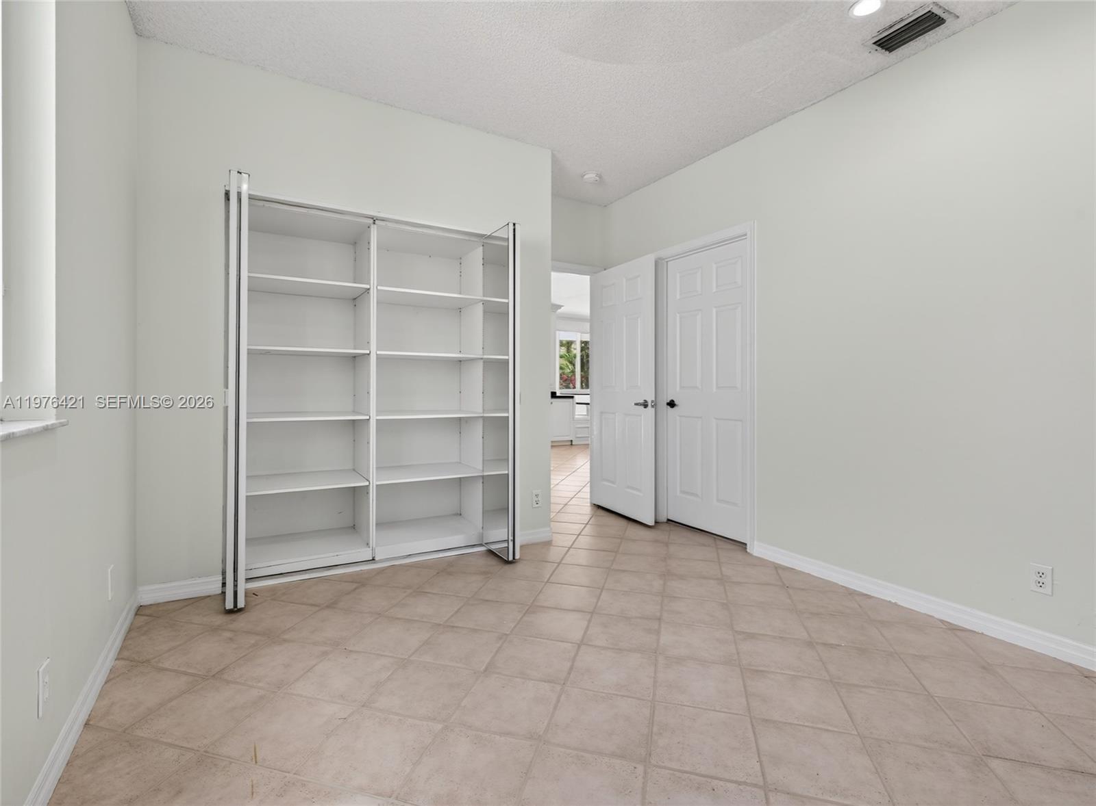 SECTOR 3 - PARCELS H I J - Residential Lease