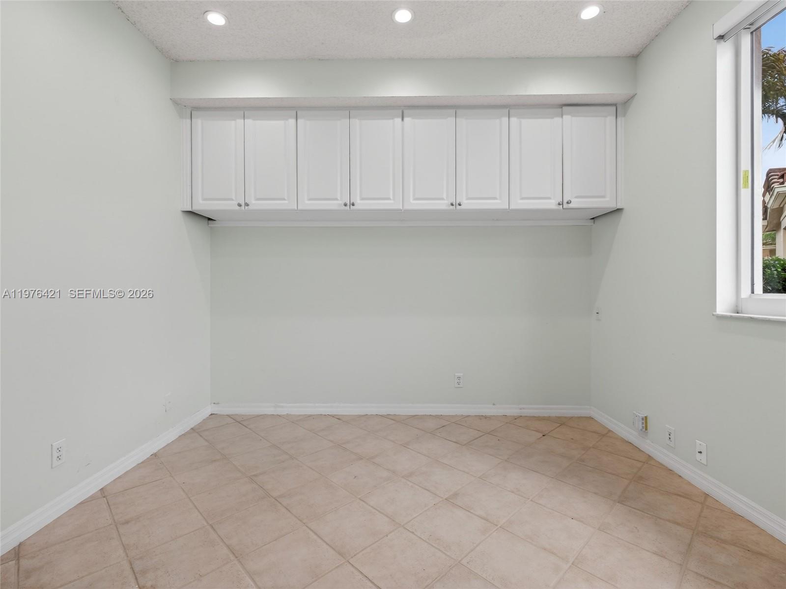 SECTOR 3 - PARCELS H I J - Residential Lease