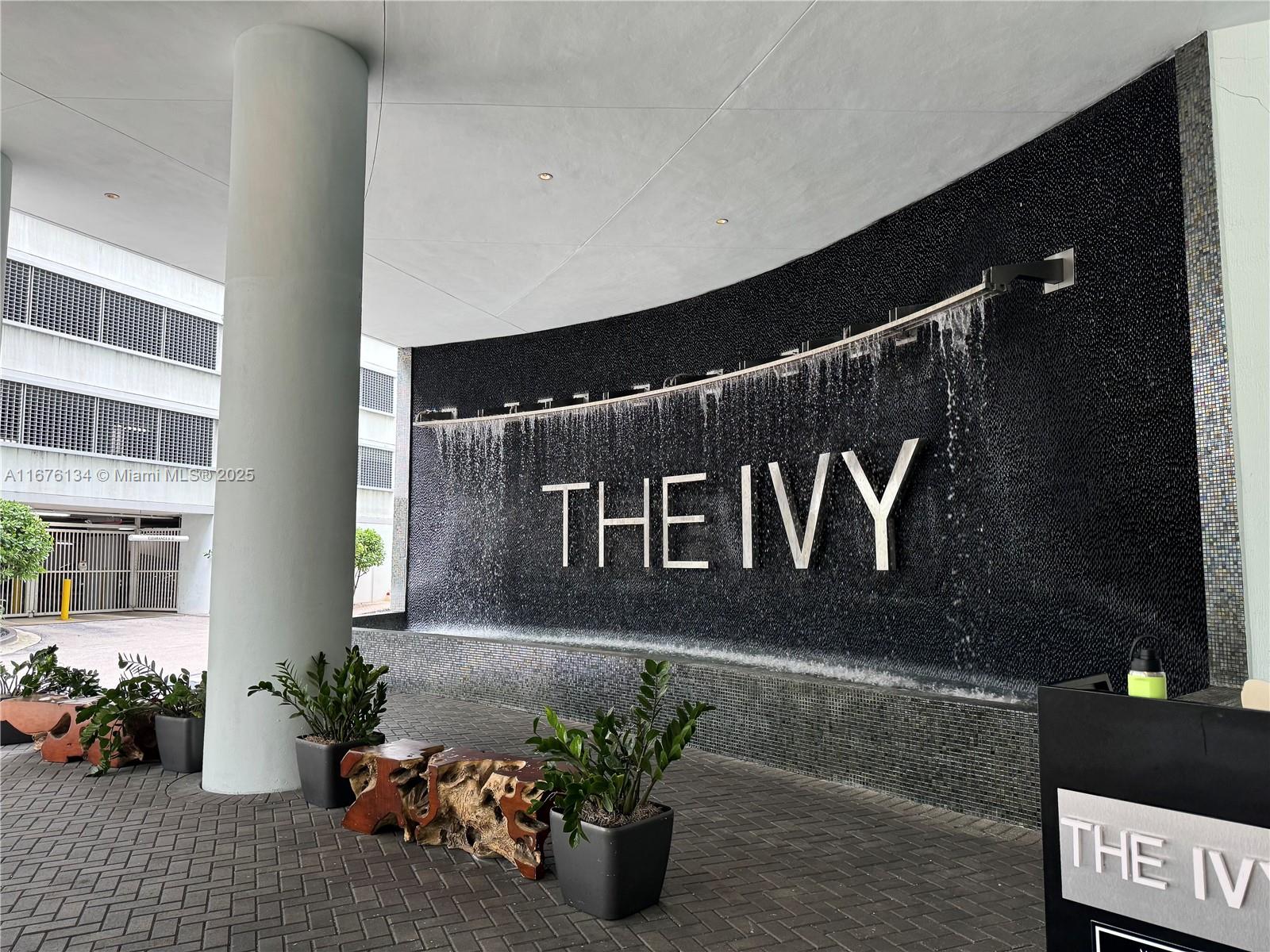 IVY CONDO - Residential
