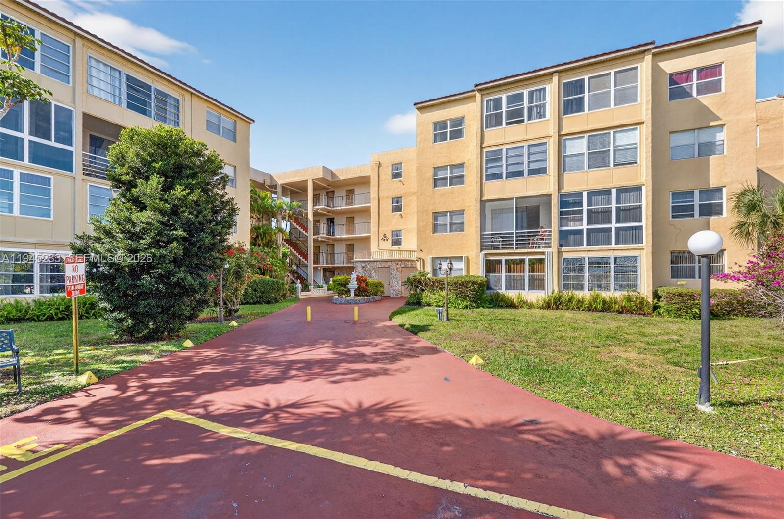 SOMERSET NO SEVEN CONDO - Residential