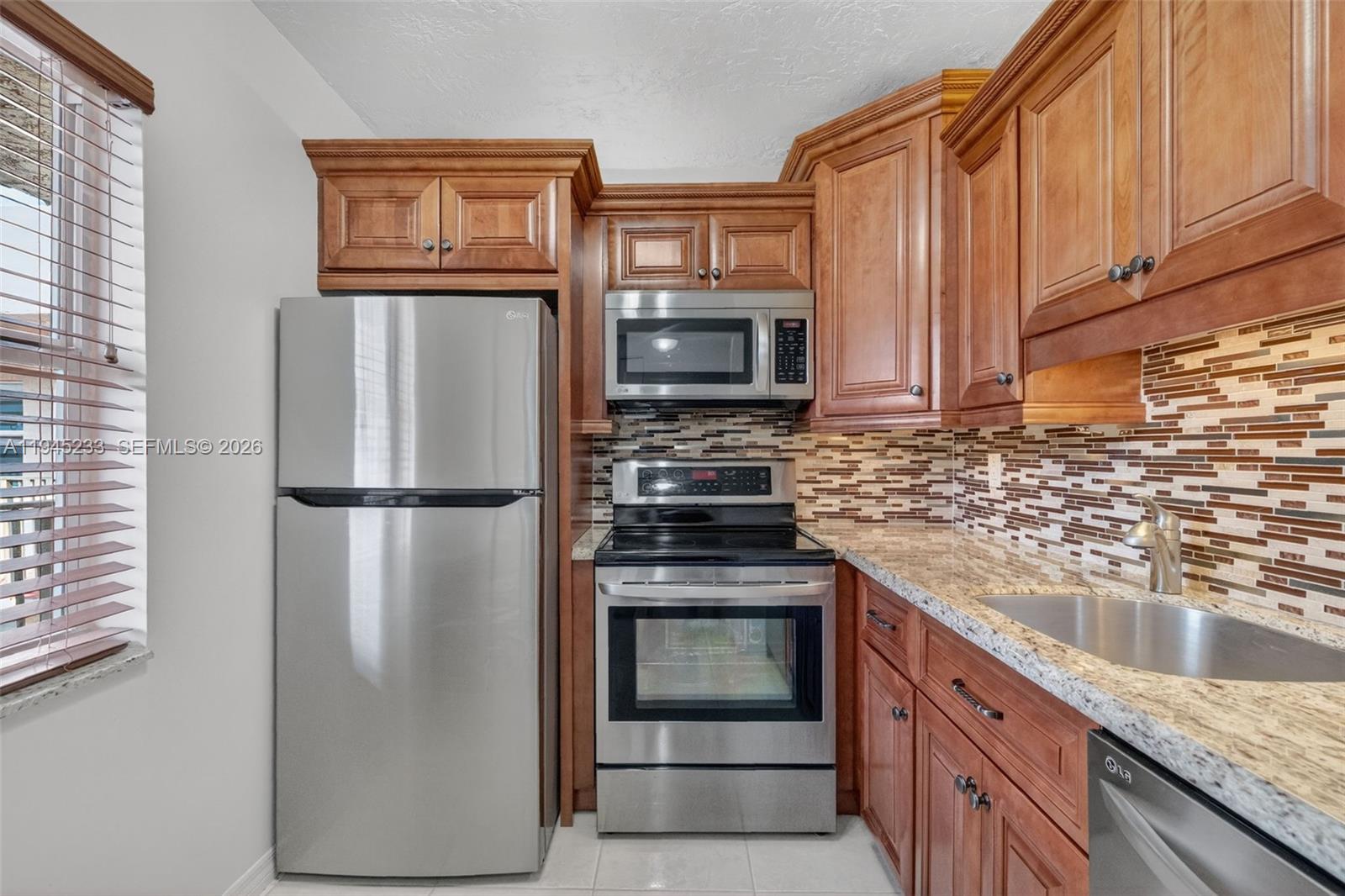 SOMERSET NO SEVEN CONDO - Residential