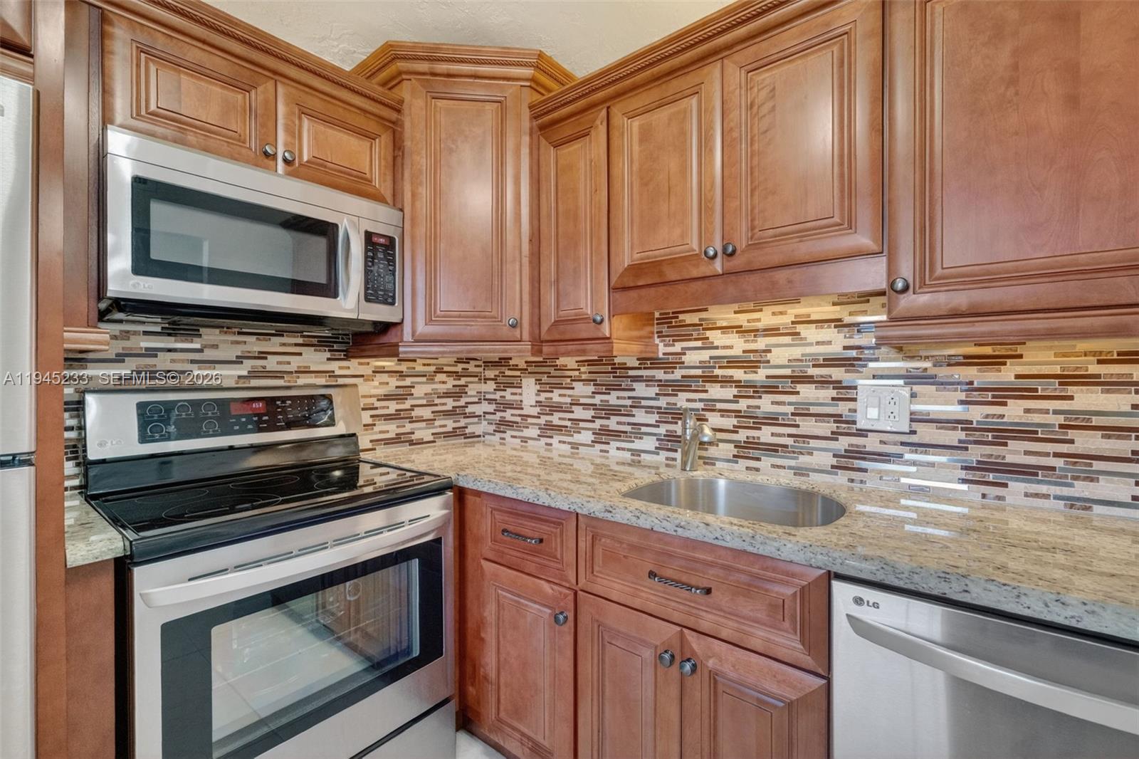 SOMERSET NO SEVEN CONDO - Residential