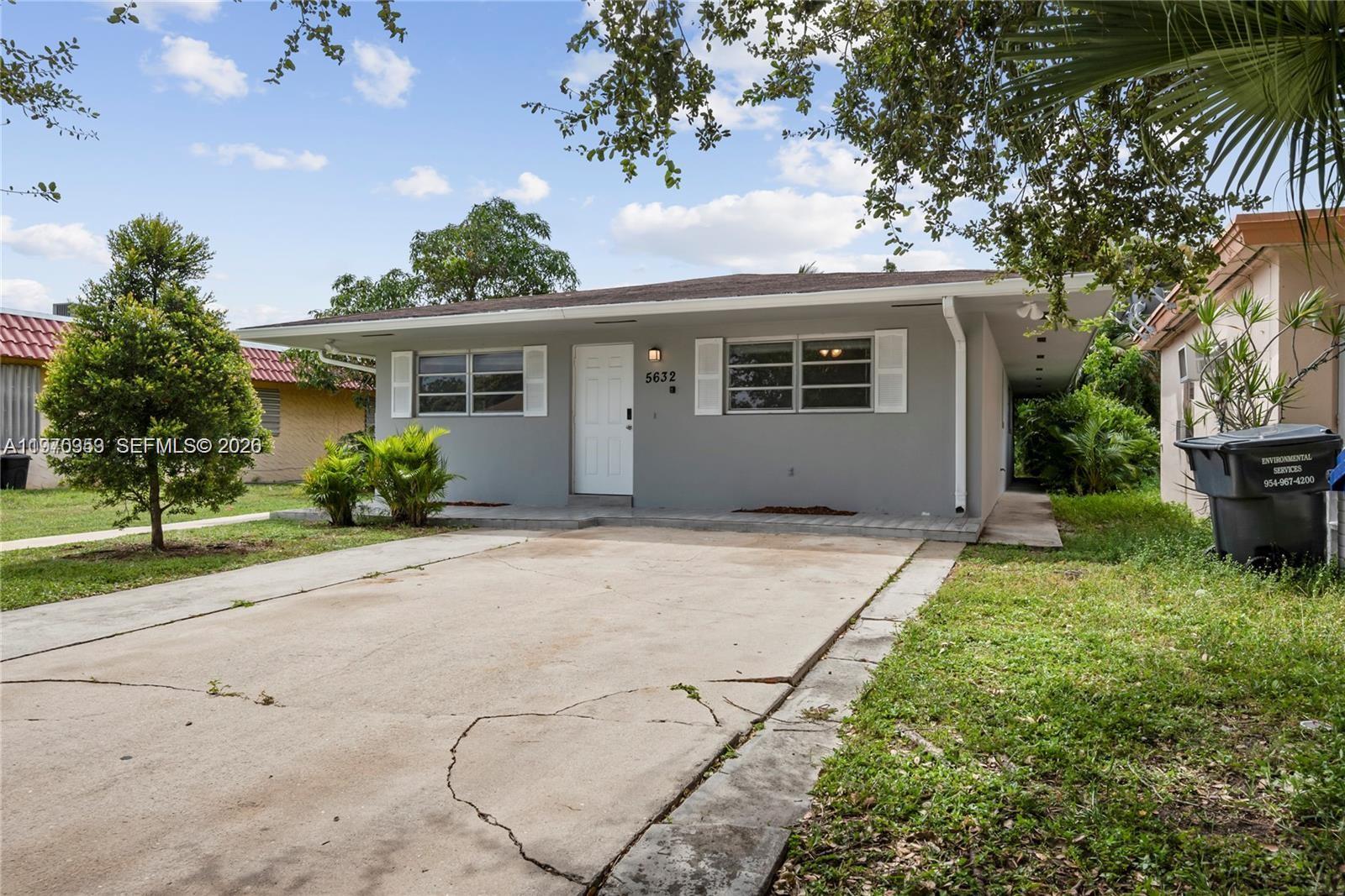 HOLLYWOOD BEACH HEIGHTS S - Residential