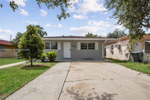 5632 Hayes St Hollywood FL 33021