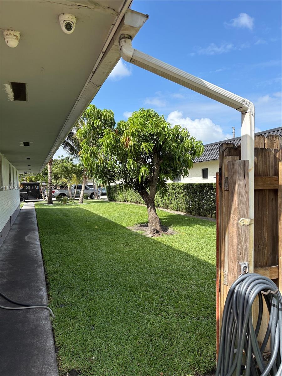 HOLLYWOOD BEACH HEIGHTS S - Residential