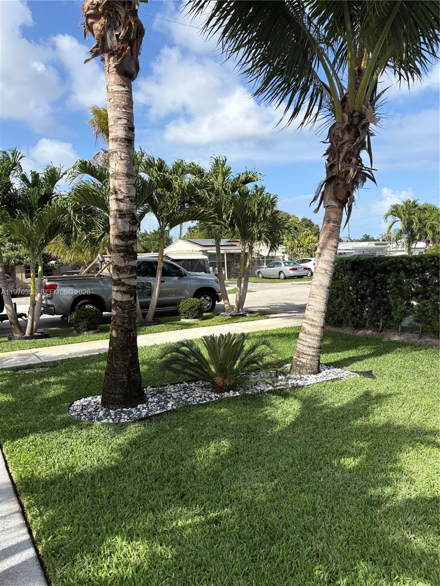 HOLLYWOOD BEACH HEIGHTS S - Residential