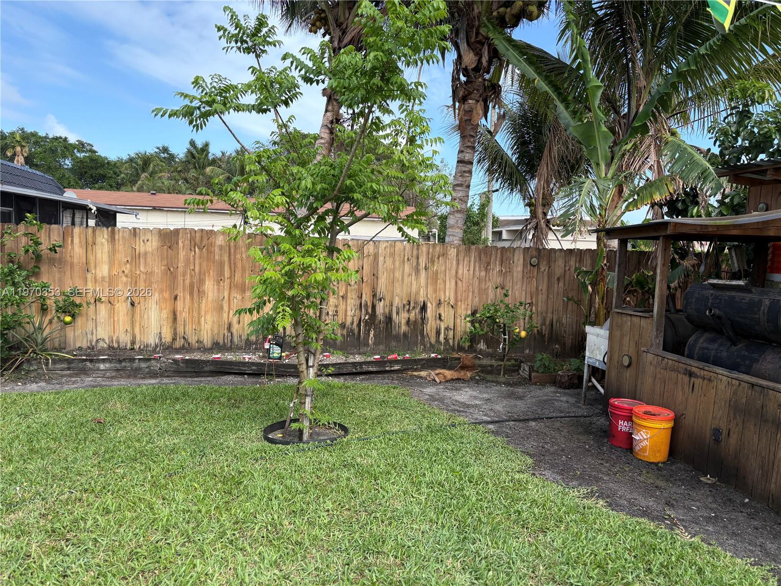 HOLLYWOOD BEACH HEIGHTS S - Residential