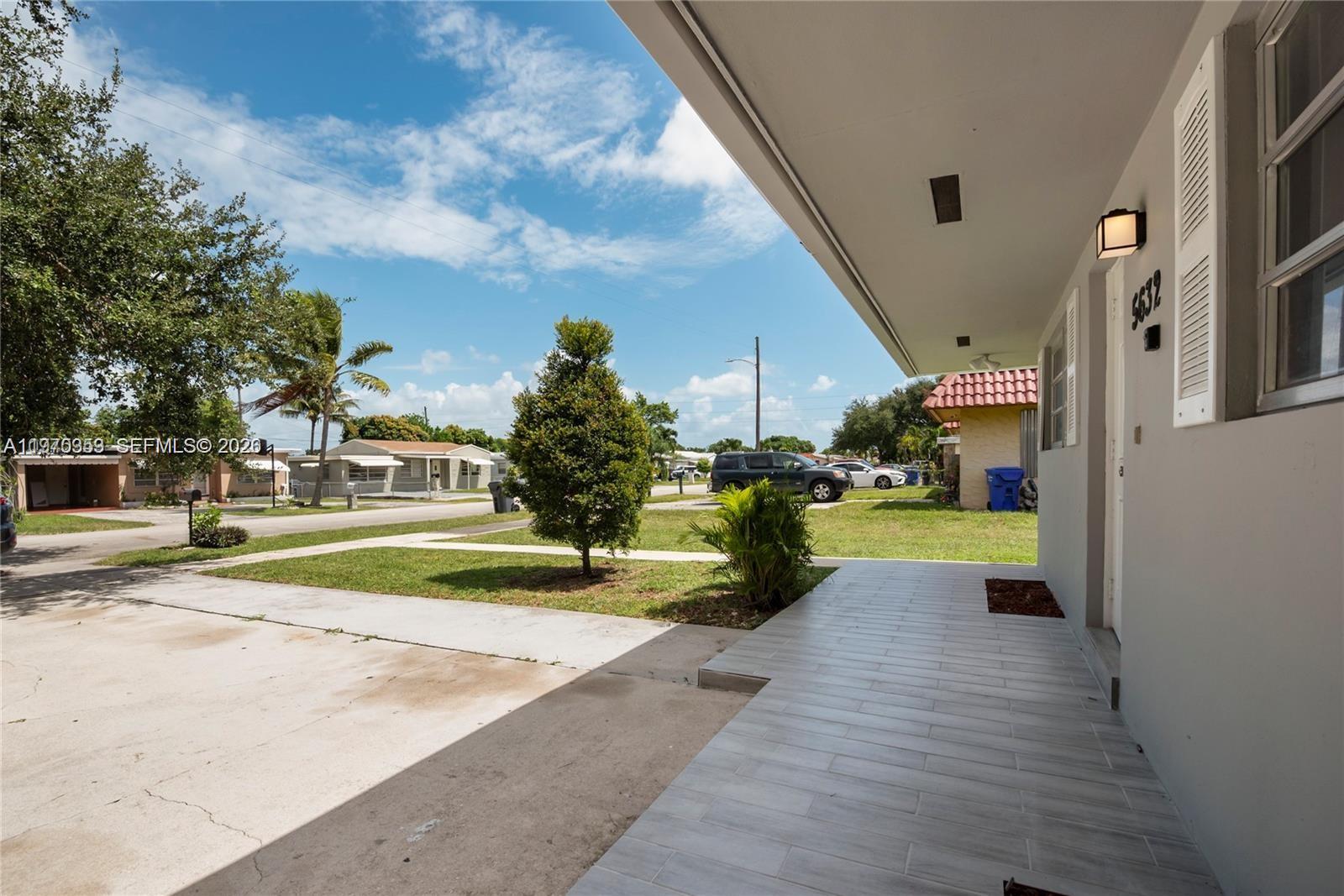 HOLLYWOOD BEACH HEIGHTS S - Residential