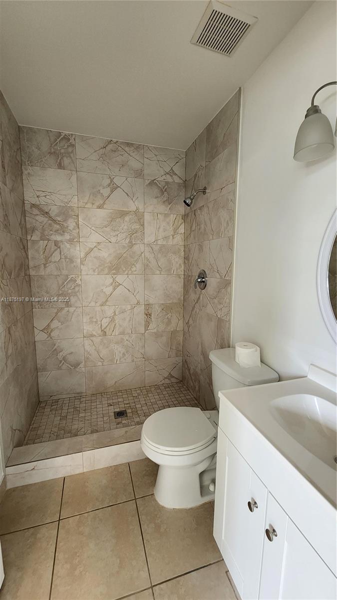 Winding Lake Two At - Residential