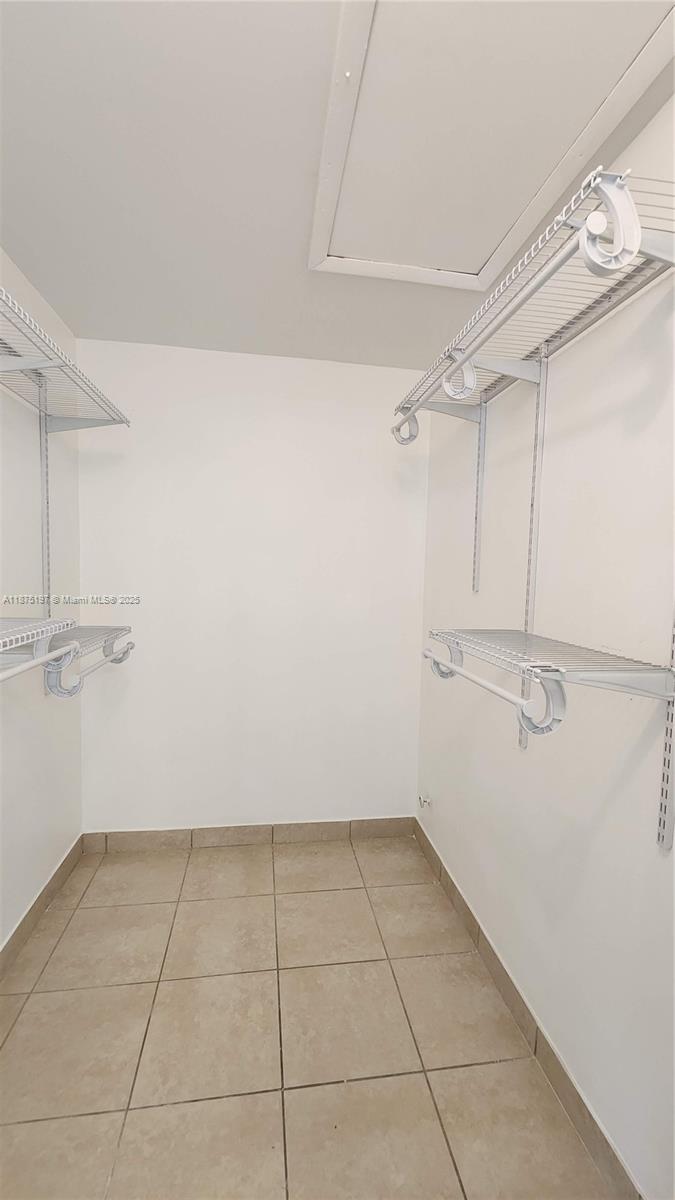 Winding Lake Two At - Residential