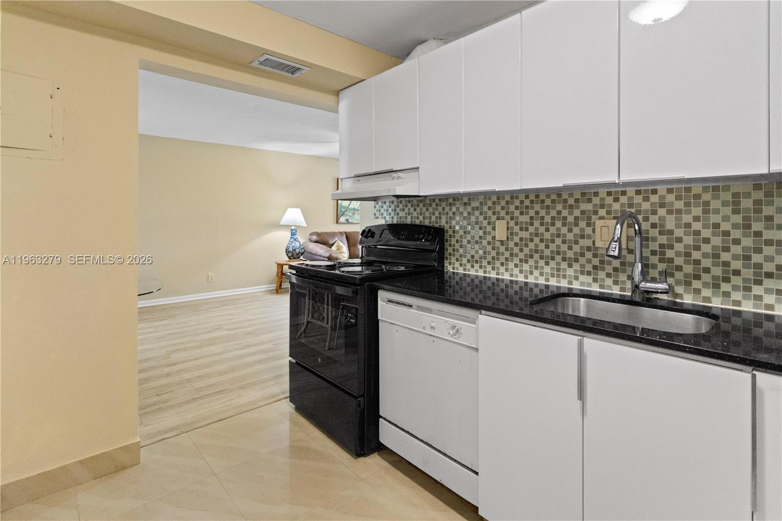 DEERFIELD PINES CONDO - Residential