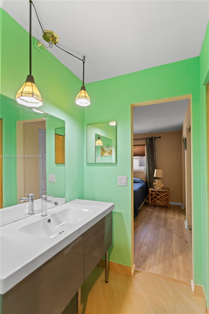 DEERFIELD PINES CONDO - Residential