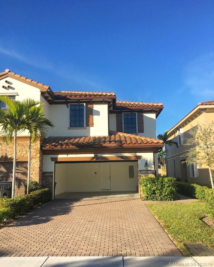 WELLINGTON PARC - Residential Lease