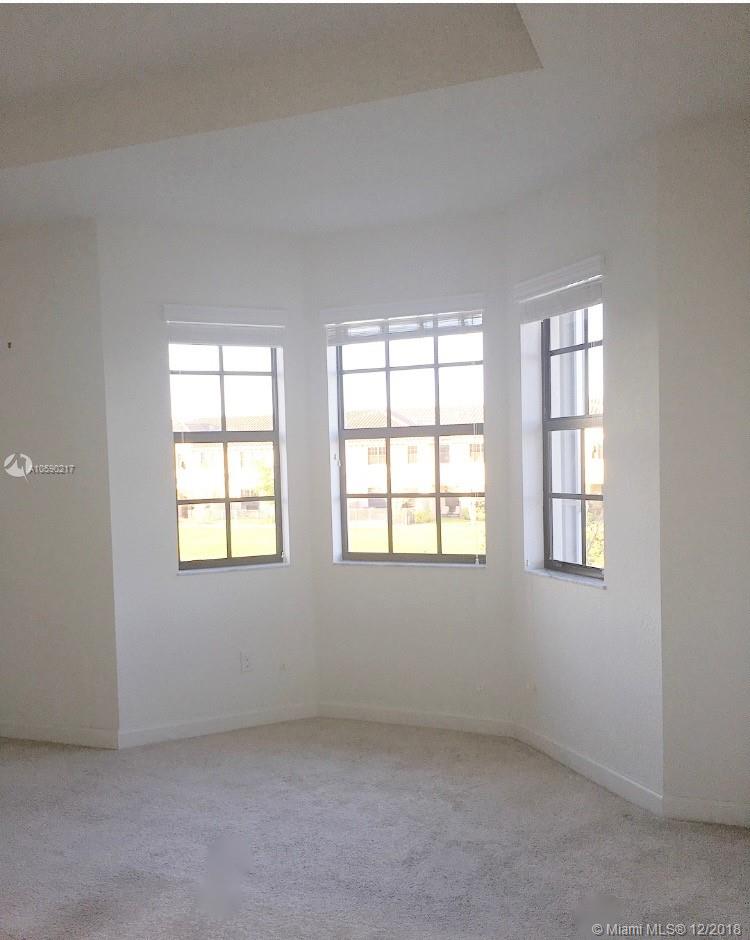 WELLINGTON PARC - Residential Lease