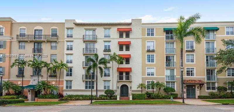 COURTYARDS IN CITYPLACE C - Residential