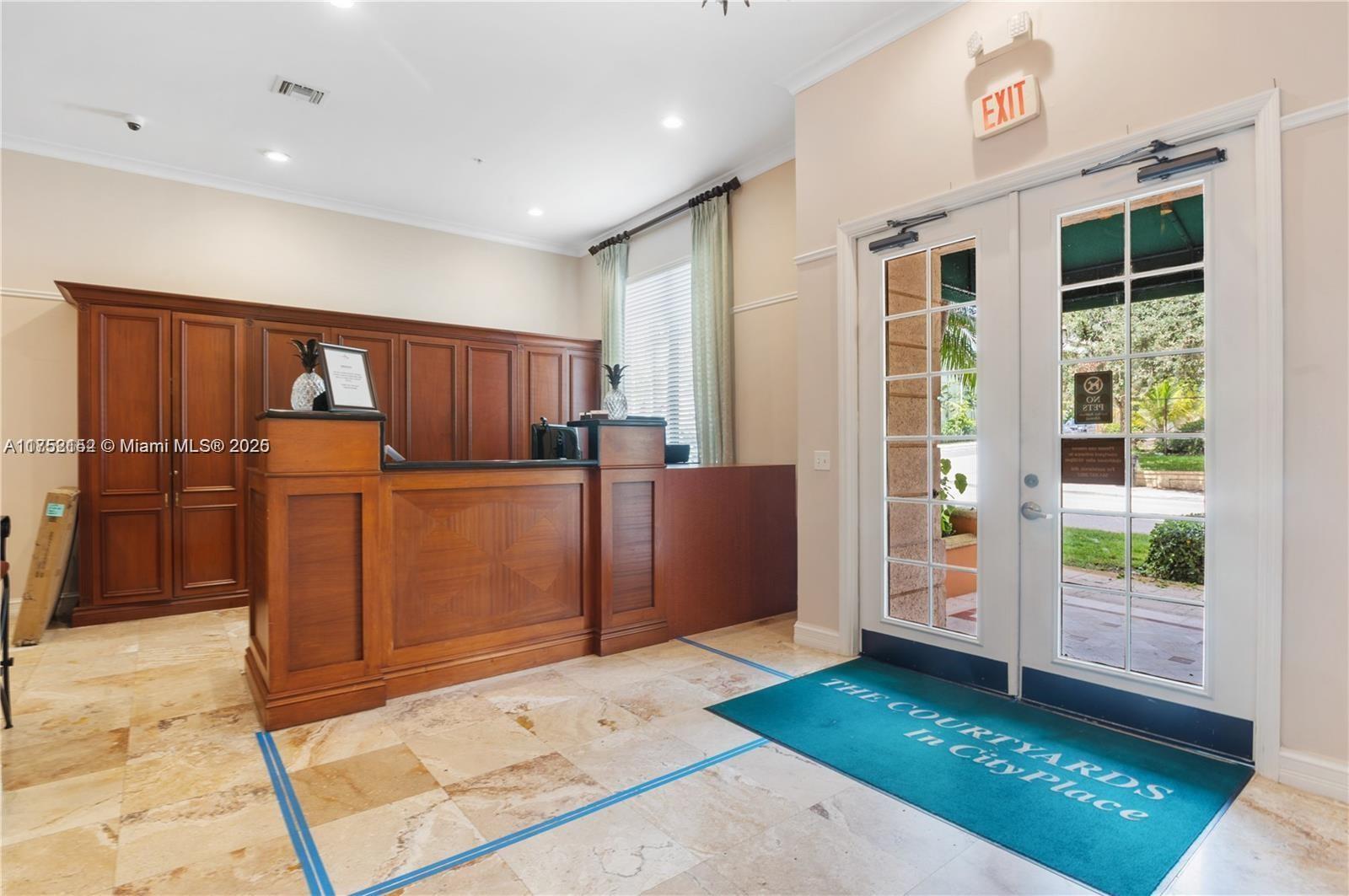 COURTYARDS IN CITYPLACE C - Residential