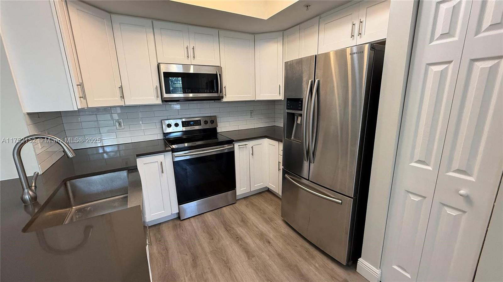 COURTYARDS IN CITYPLACE C - Residential
