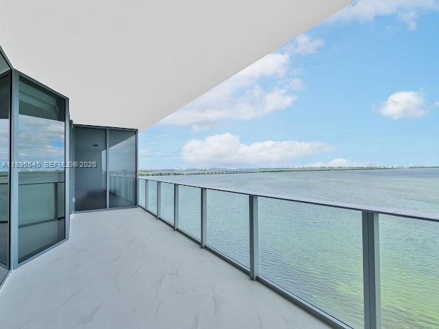 ARIA RESERVE - Residential