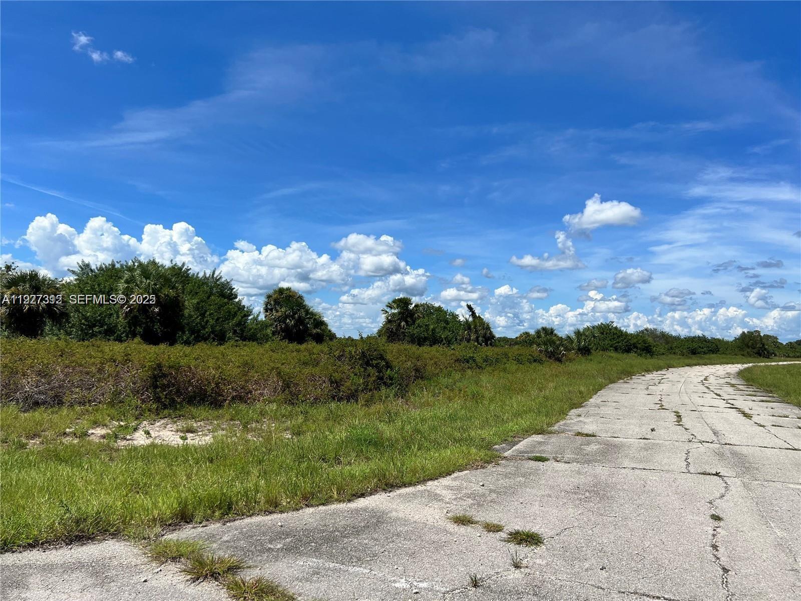 Banyan Village - Land