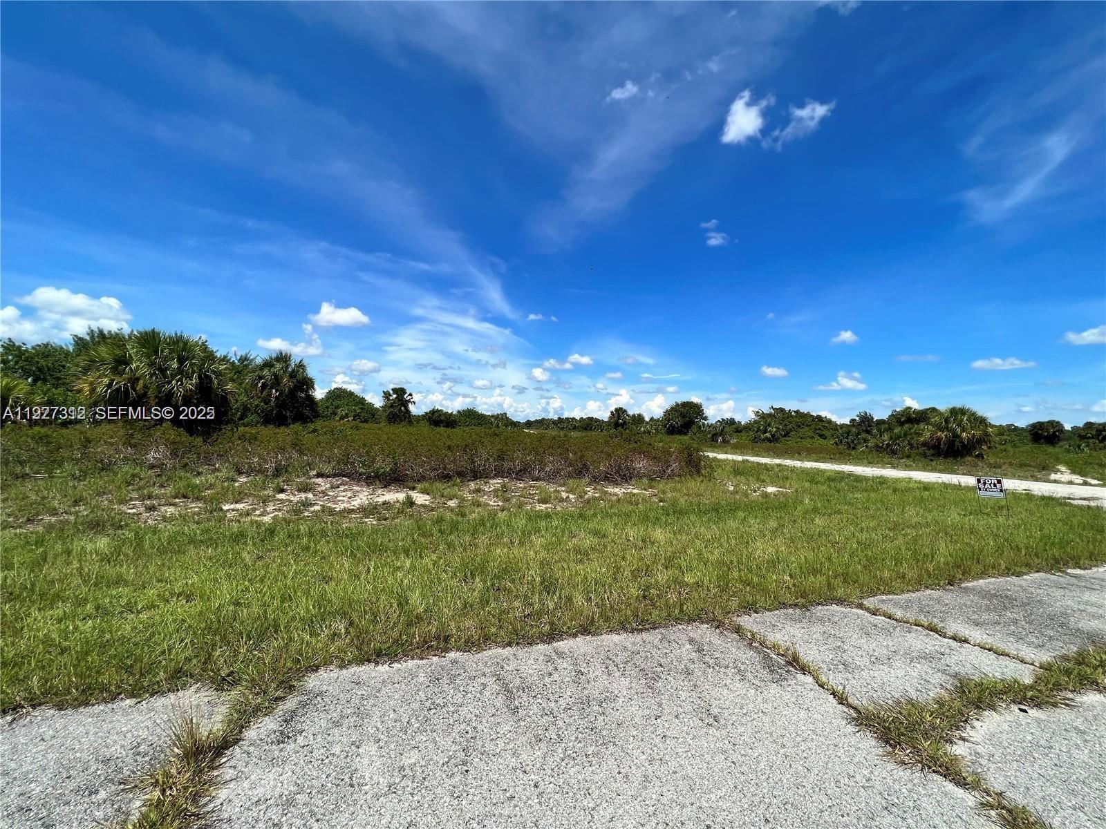 Banyan Village - Land