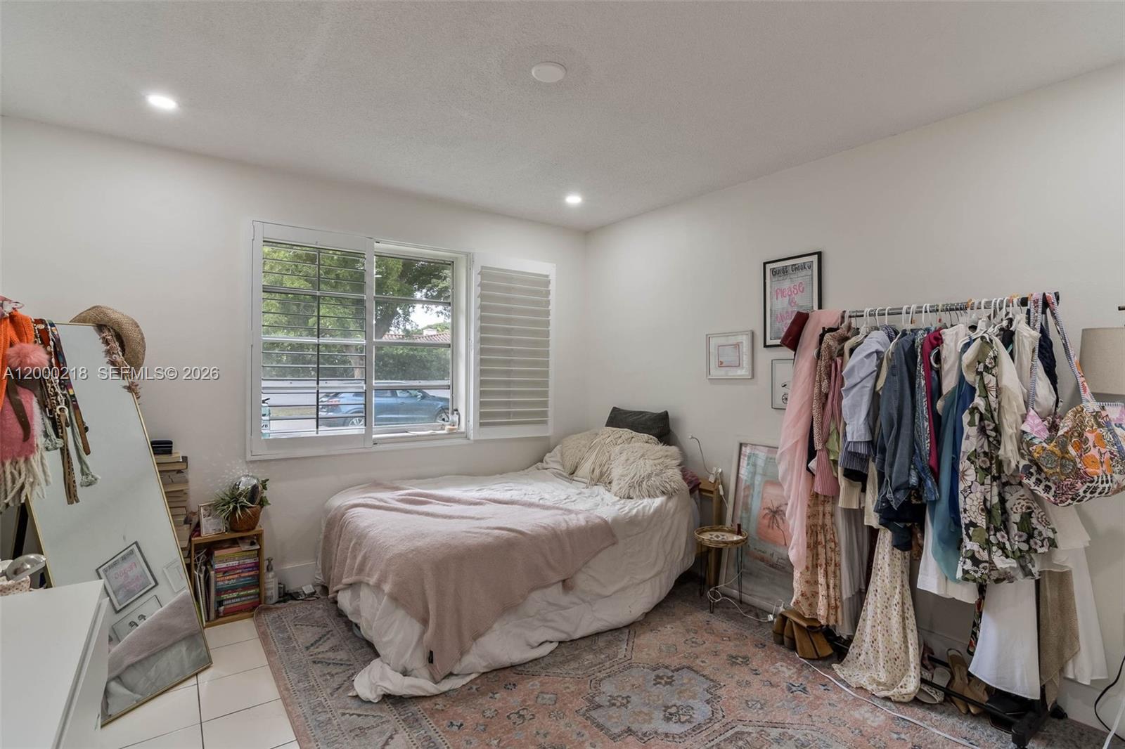 CORAL GABLES RIVIERA SEC - Residential Lease