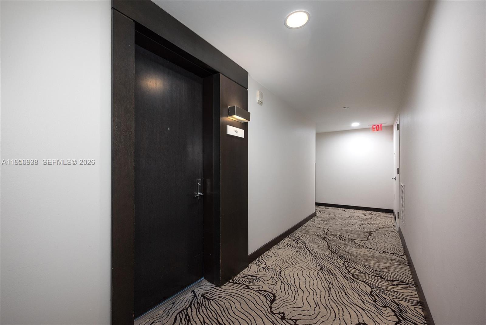 900 BISCAYNE BLVD 909