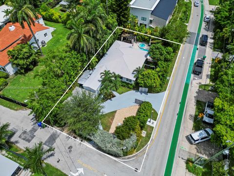 1339 S Venetian Way Miami FL 33139