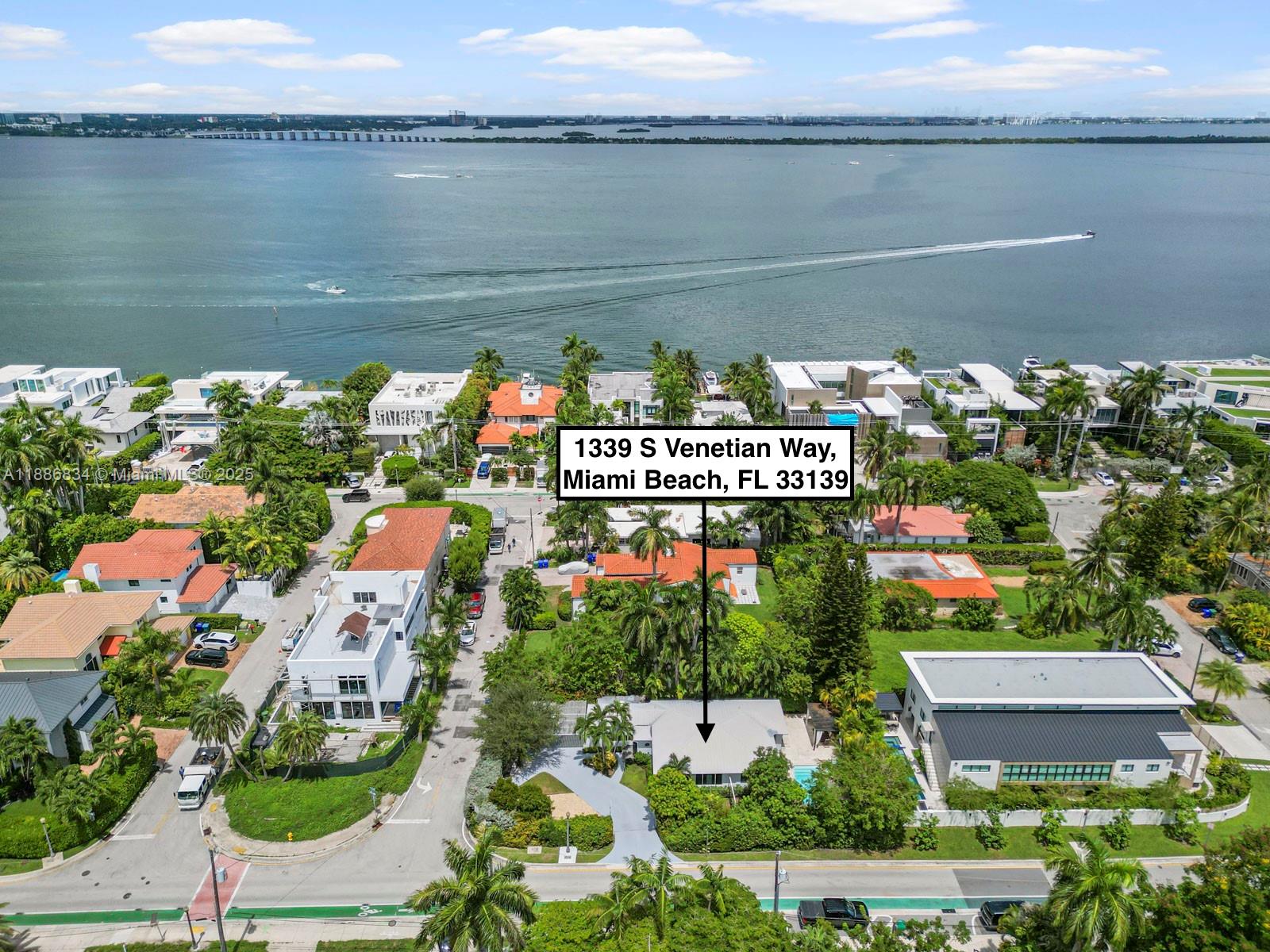 1339 S Venetian Way, Miami, FL, 33139/$2,950,000 2 1339 S Venetian Way